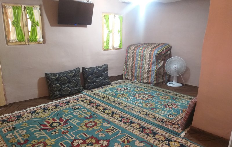 اجاره ویلا باغ واحد کاتیک